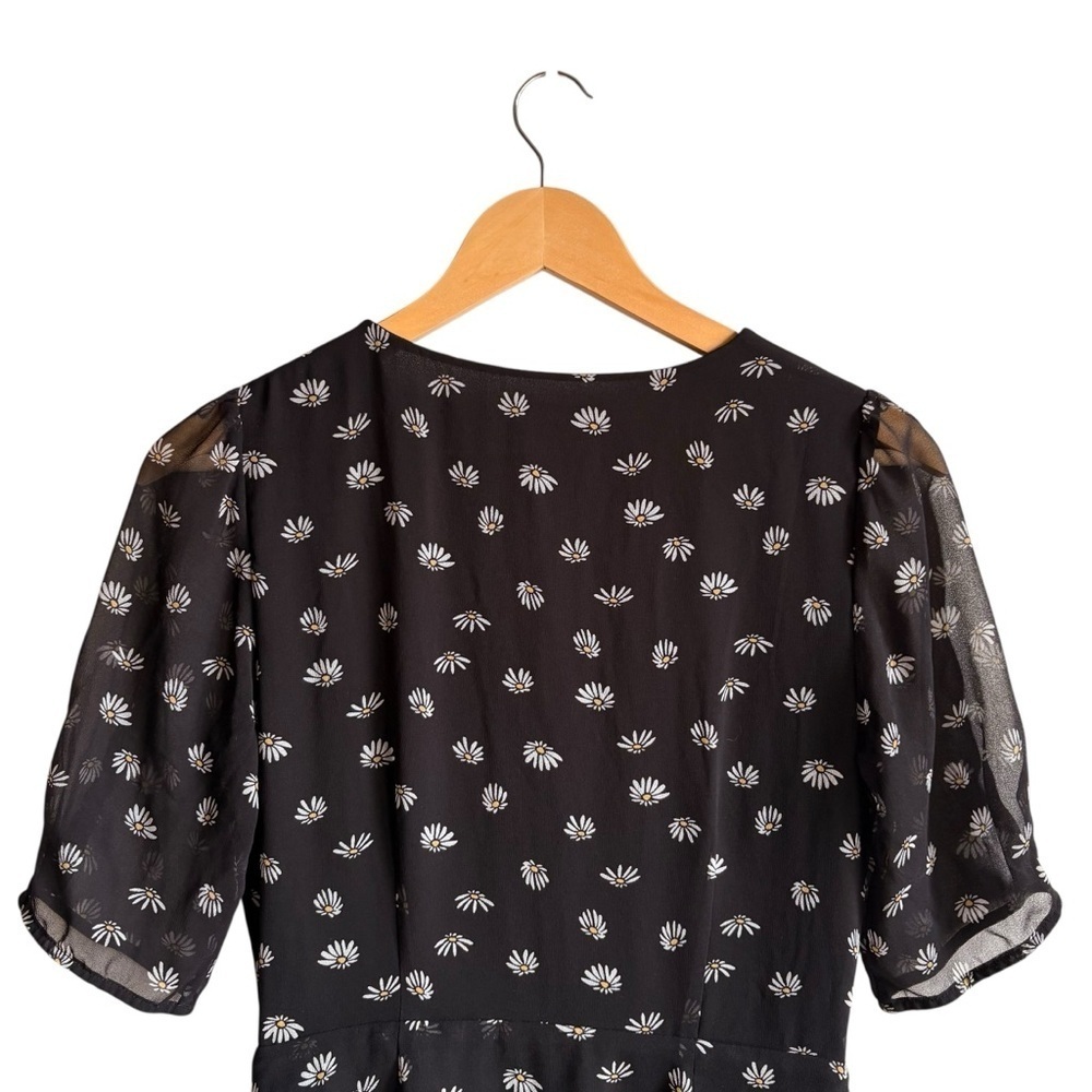 Aritzia Wilfred New Button Front Dress Size 4 Daisies Black White Floral - Picture 7 of 12